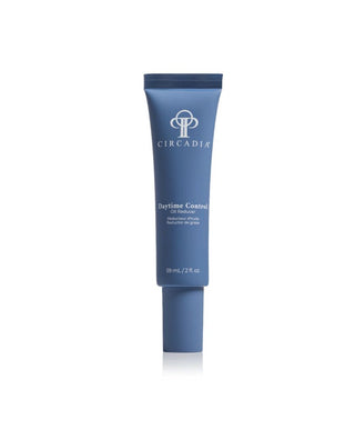 Lightweight oil control moisturizer for acne-prone skin with peptides and niacinamide to reduce shine and prevent breakouts