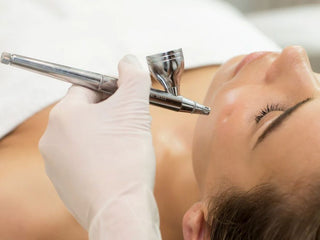 Oxygen spray therapy to rescue your skin from loss of firmness