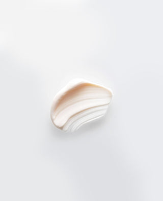 Swissline Luxe Lift Eye Cream texture swatch